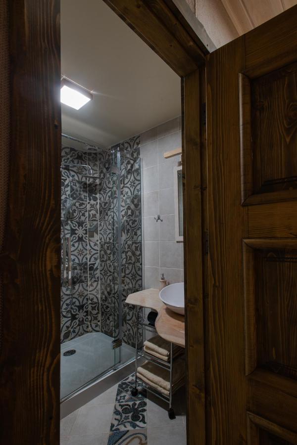 Знакова Хата Apartment Grebenov Luaran gambar